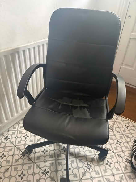 Photo of free Black office chair (Elmers End BR3) #1