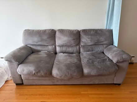 Photo of free couch (Victoria) #1