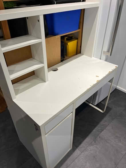Photo of free White Desk (Longworth OX13) #1