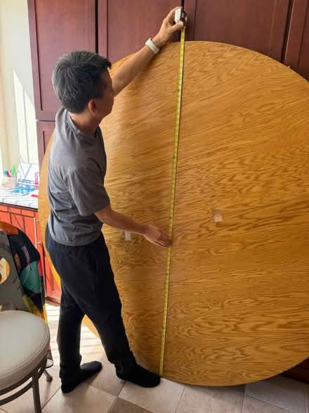 Photo of free Round Table topper 68 inches round (Leisure World 20906) #3