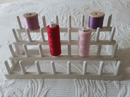 Photo of free plastic cotton reel stand (Bear Flat BA2) #1
