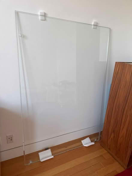 Photo of free glass surround panels for bathtub (Noe Valley) #1