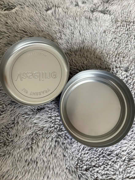 Photo of free Empty tin - decorative / storage (Kingston Gate KT2) #2