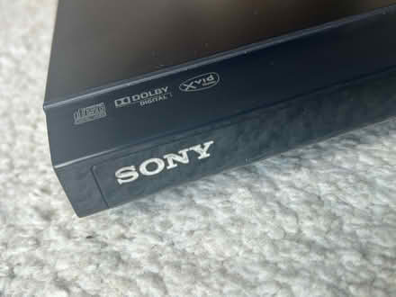 Photo of free Sony DVD player (Hook RG27) #4