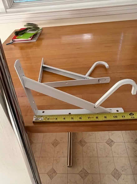 Photo of free 2 closet rod/shelf brackets + rod + (San Carlos-El Camino near Hull) #4