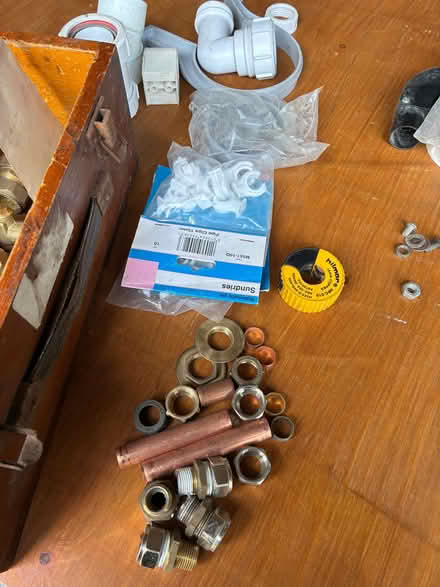 Photo of free Brass-plumbing-fittings-and sundry-bits (Harrogate HG1) #2