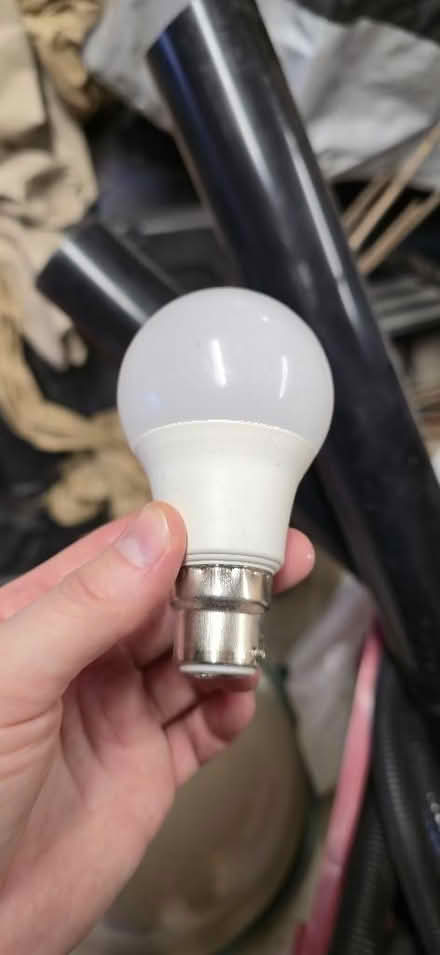 Photo of free About 15 bayonet light bulbs (Bishops Tachbrook CV34) #2