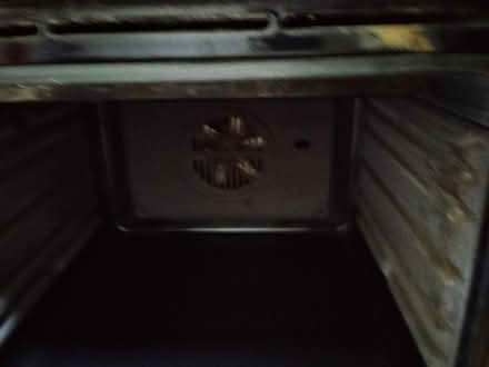 Photo of free Very clean , hardly used oven (Bradley Fold Radcliffe) #3