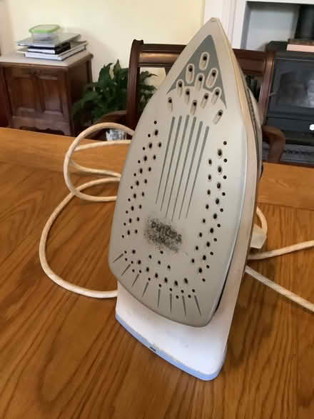 Photo of free Phillips iron (Wantage OX12) #2