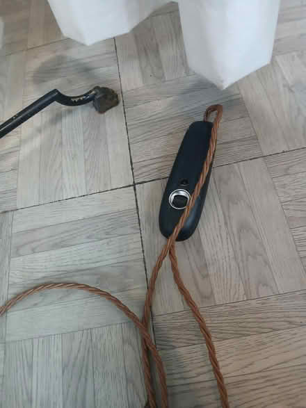 Photo of free Adjustable floor lamp working (Hampton hill TW12) #4