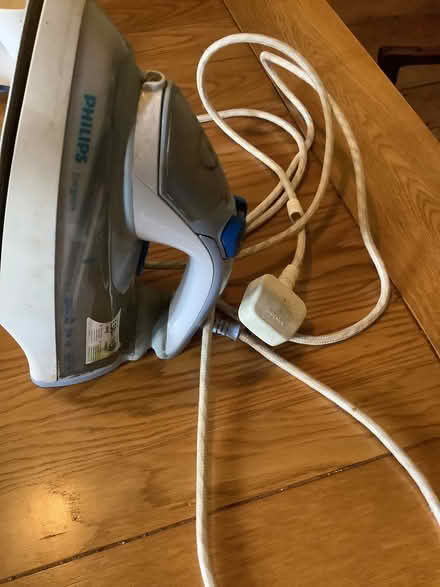 Photo of free Phillips iron (Wantage OX12) #1