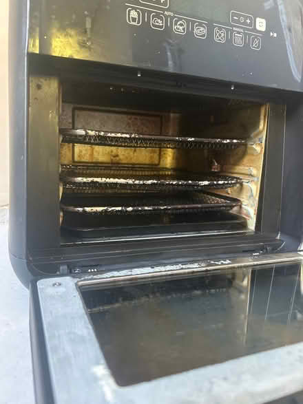 Photo of free Breville air fryer oven. (Norton LD8) #2