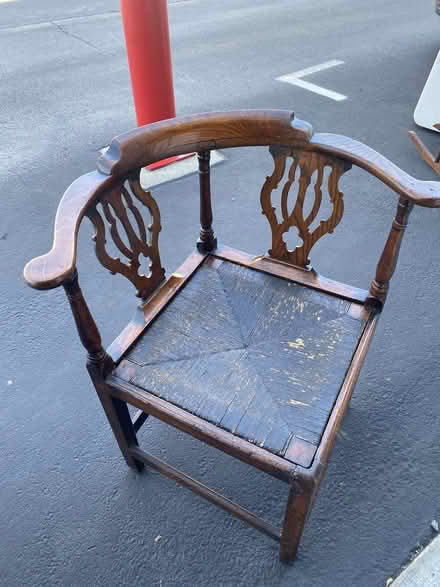 Photo of free Antique corner chair (Pleasant Hill) #1