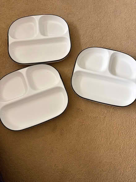Photo of free 3 x portion control plates. (Blacklands TN34) #1