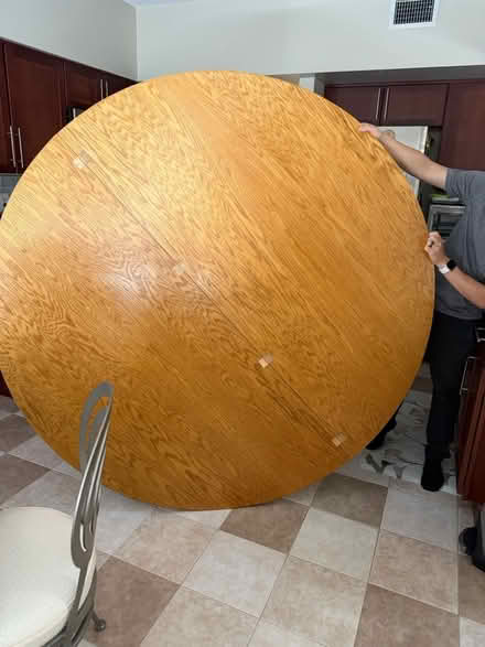 Photo of free Round Table topper 68 inches round (Leisure World 20906) #4