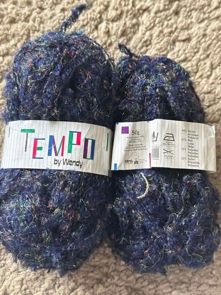 Photo of free 2 balls of yarn (Sanderstead CR2) #1