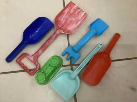Photo of free Sand toys (Blandford Forum DT11) #1