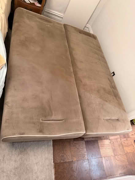 Photo of free Couch (Upper west side 80s) #4
