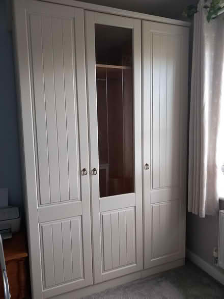 Photo of free 3 door wardrobe (Chapelford, Great Sankey) #1