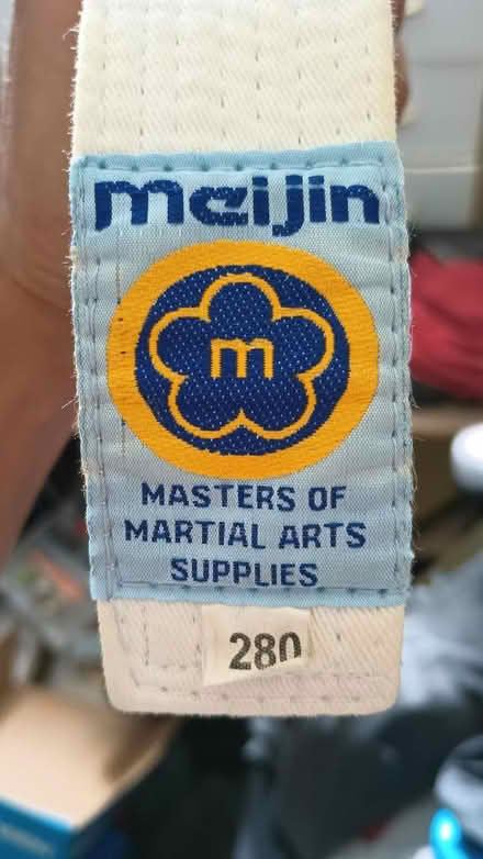 Photo of free White belt for martial arts beginner (Ruislip HA4) #1