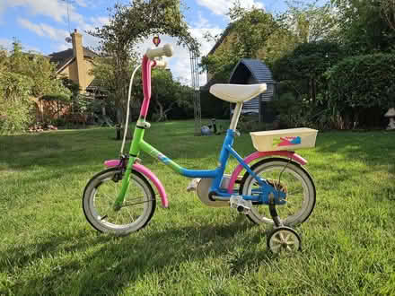 Photo of free Small child’s bike with stabilisers (Maldon CM9) #1
