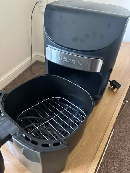 Photo of free Gourmia Air Fryer GAF798 (Cardiff CF5) #2