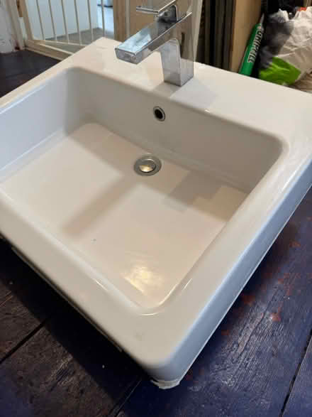 Photo of free Bathroom sink wall mount ceramic (Highbury islington N5) #2