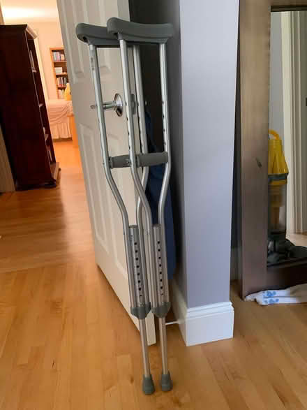 Photo of free Crutches for 4'6" to 5'2" (Bolton, MA) #1