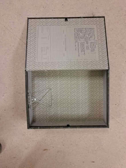 Photo of free 28 ring binders & 8 lever arch files (New Brighton CH45) #3