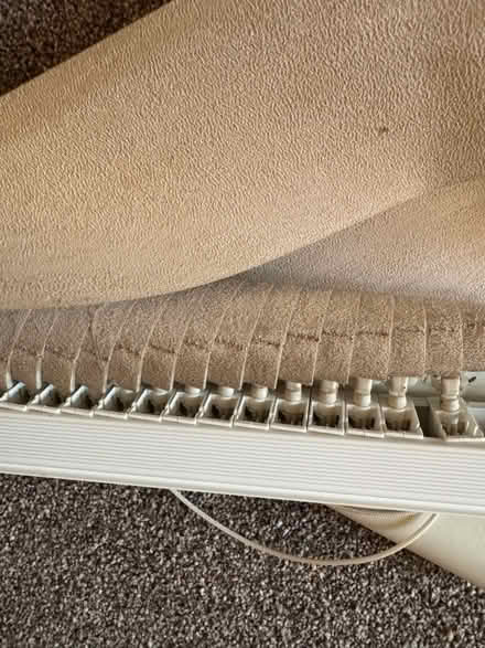 Photo of free Beige Vertical Blinds to fit patio doors (Kimpton SG4) #2