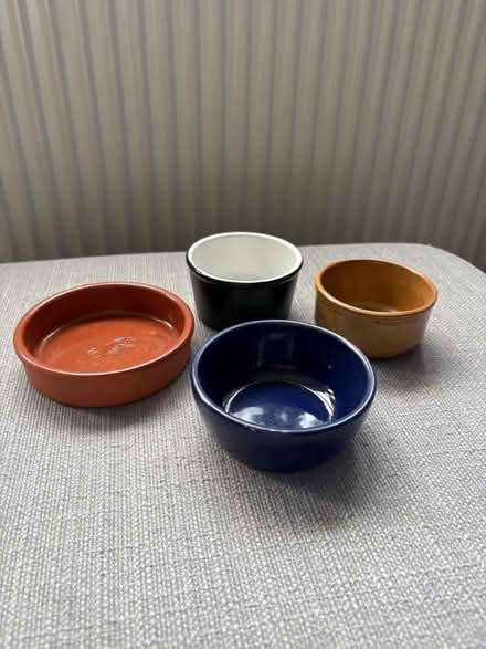 Photo of free Ceramic small pots (Erith DA17) #1