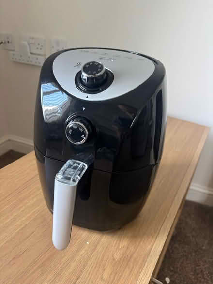 Photo of free Air fryer (Cardiff CF5) #2