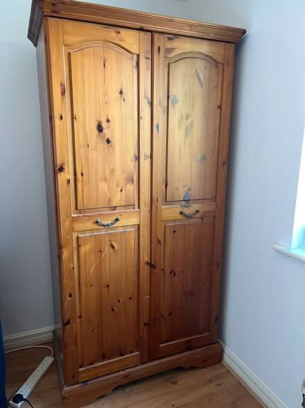 Photo of free Single wardrobe (Barton le clay MK45) #1