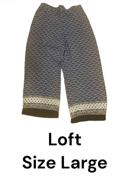 Photo of free Loft Woman’s Pants (Brooklyn Storage) #1