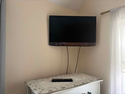 Photo of free Sony wall hung TV (Temple Fortune NW11) #1