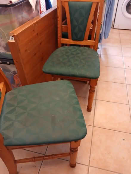 Photo of free Dinning table and 4 chairs (Morecambe LA4) #1