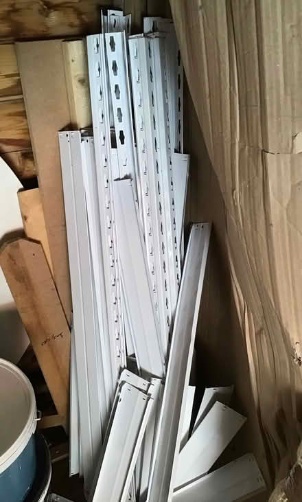 Photo of free White shelf brackets (Dunfermline KY11 3El) #1