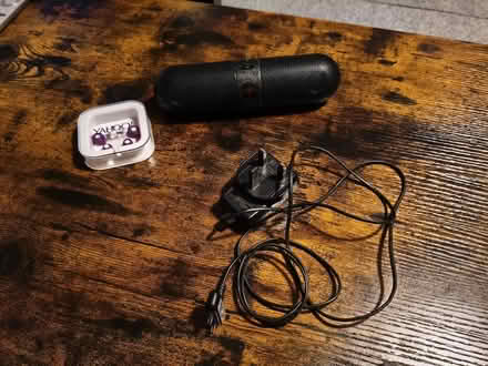Photo of free Mini Bluetooth speaker, earbuds etc (Caledonian Road, N7) #1