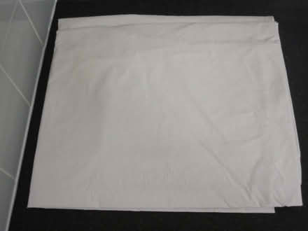 Photo of free M&S Cream Egyptian Cotton Deep Double (4ft 6) Fitted Sheet x (Maidenhead SL6) #1