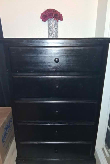Photo of free 5 drawer dresser (Anaheim) #1