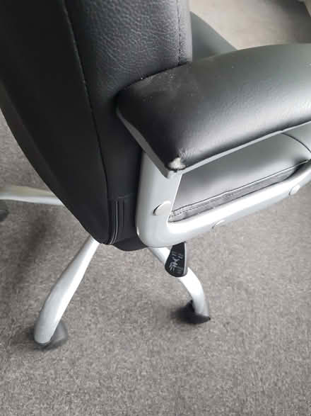 Photo of free 3x Office Chairs (Telford TF3) #4