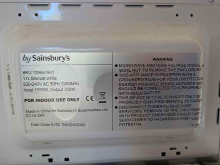 Photo of free Sainsbury's 700w microwave oven (Teddington TW11) #2