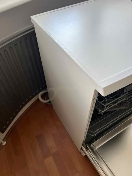 Photo of free fully working dishwasher (Rayners Lane - HA2) #4