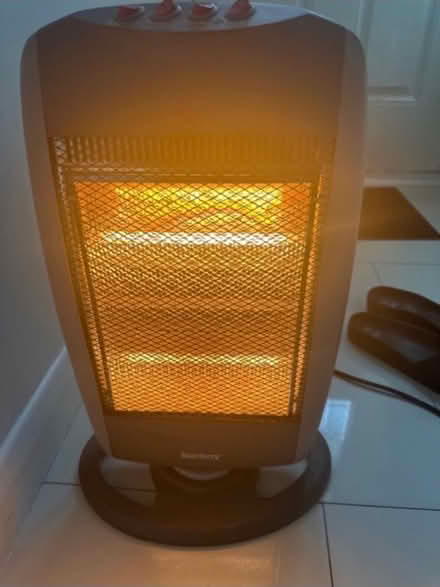 Photo of free Space heater (CO4 9 Colchester) #1