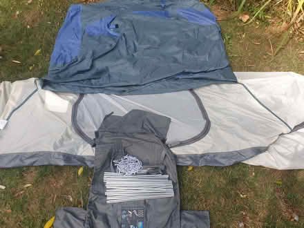 Photo of free 2-3 man tent (Brentford TW8) #3
