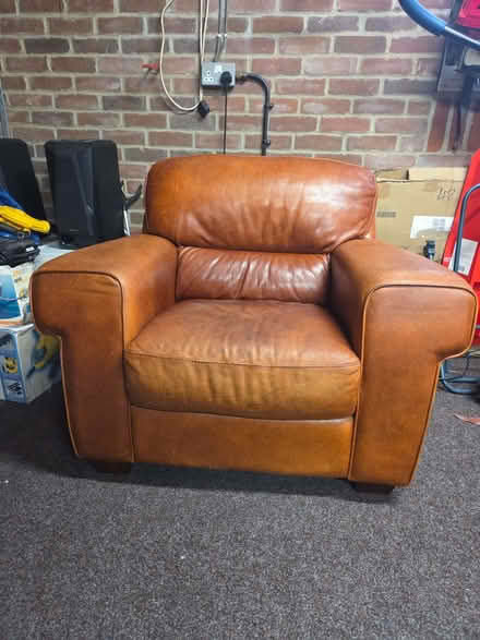 Photo of free Tan leather 2 seater , 1 seater and footstool (Ladygrove OX11) #1