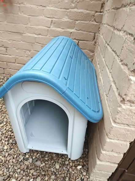 Photo of free Dog kennel (Blackpool FY4) #2