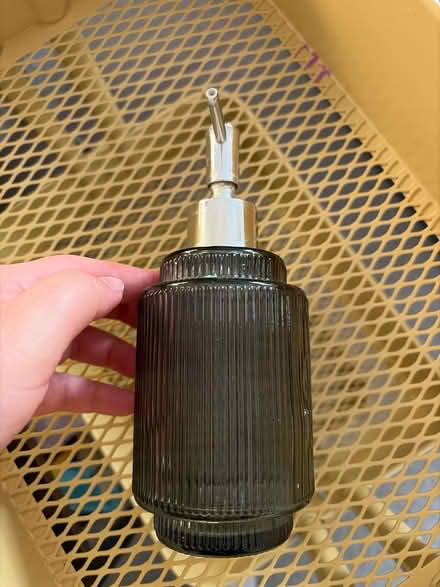 Photo of free Used soap dispenser - green colour (Park street st albans AL2) #2