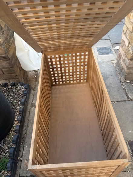 Photo of free Wooden Lattice Storage Trunk And Bench (Finsbury Park N4) #2