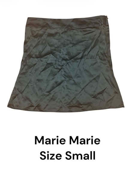 Photo of free Marie Marie Woman’s Skirt (Brooklyn Storage) #1